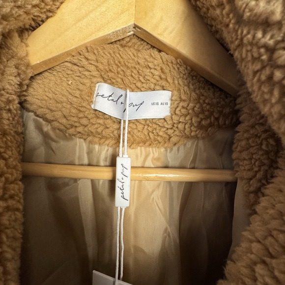 Petal & Pup Beatrice Coat NWT Women's XS Oversized Camel Teddy Bear Faux Fur - Picture 2 of 9